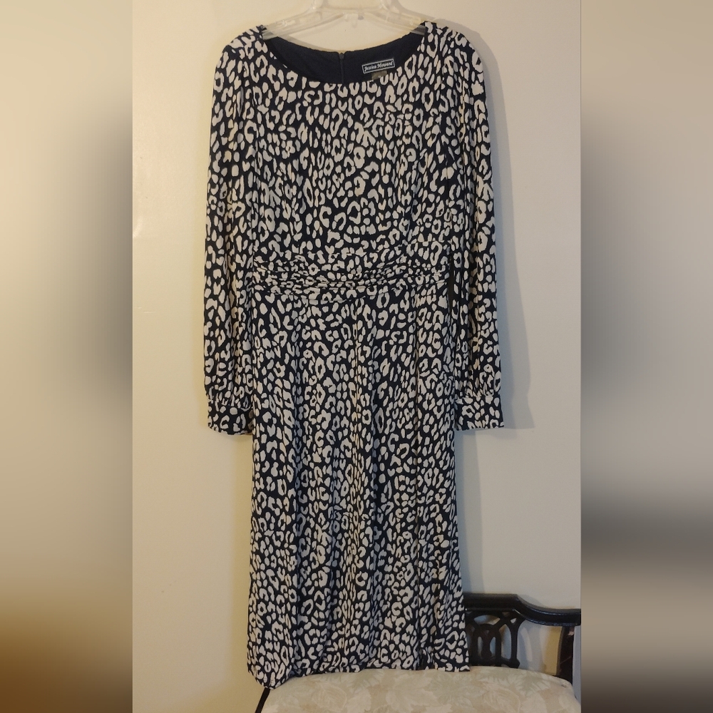 Jessica Howard Black and White Animal Print Dress